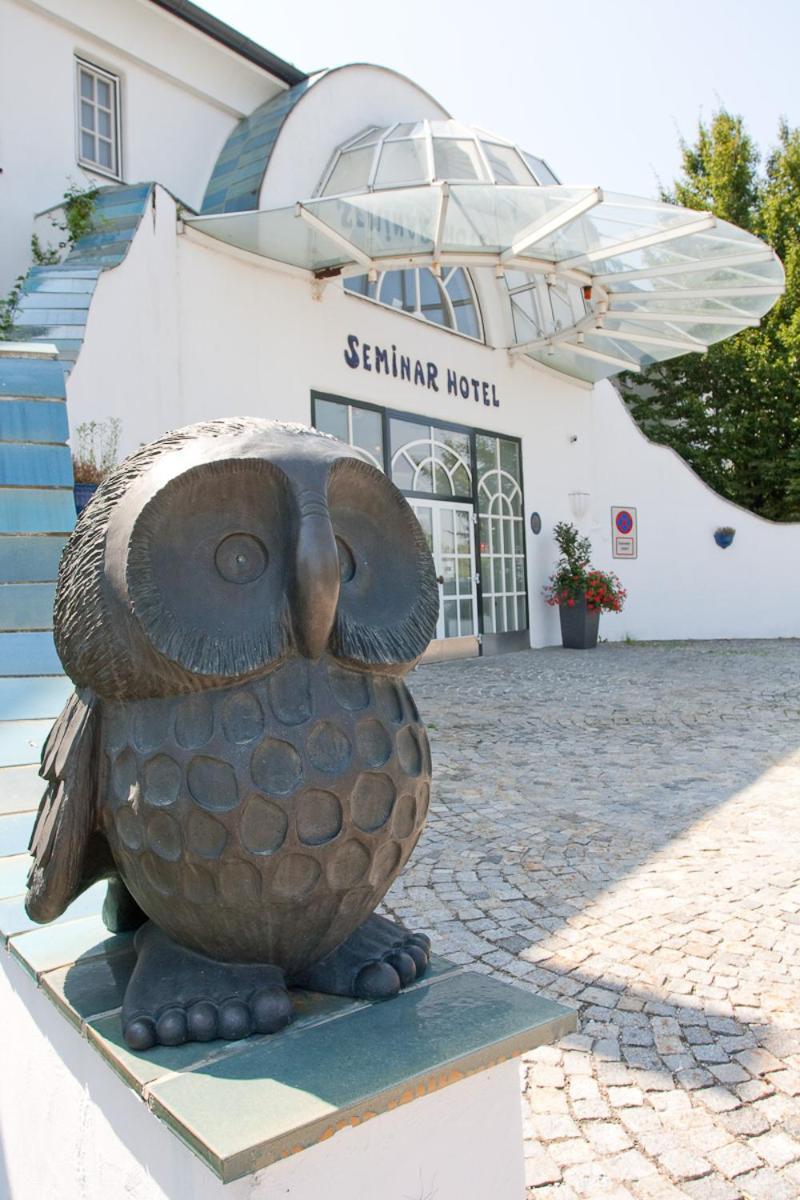 Seminarhotel Göttlesbrunn Екстериор снимка