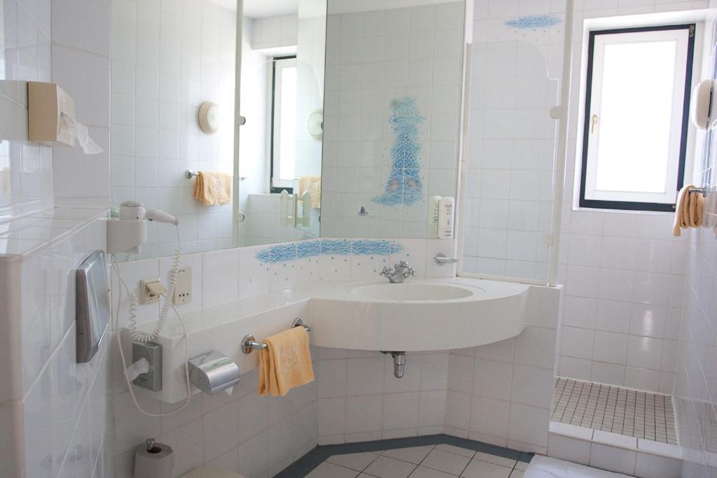 Seminarhotel Göttlesbrunn Стая снимка